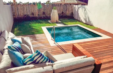 Best Pool Furniture Ideas: Upgrade Your Poolside Space