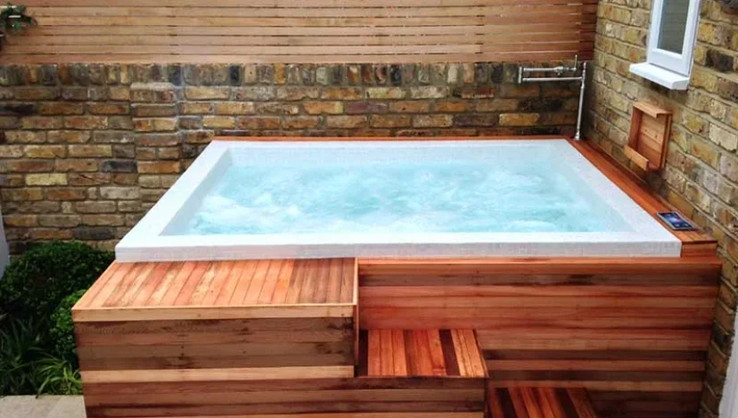 What are the famous hot tub deck ideas? - Silver Line Pool