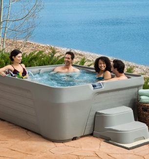 4 Person Hot Tubs: Buyer’s Guide