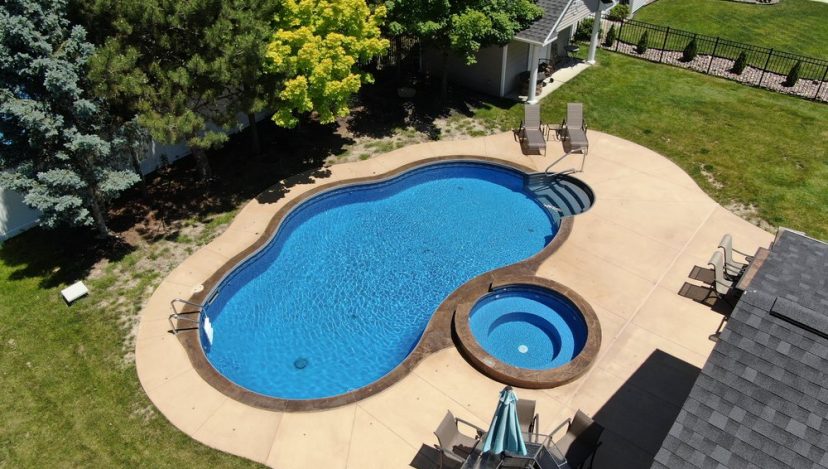 which is the best pool: fiberglass, concrete, or vinyl liner?